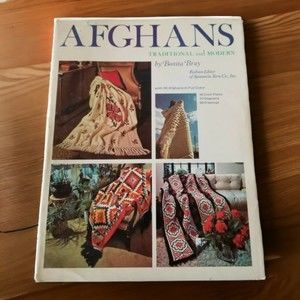 Afghans Traditional and Modern by Bonita Bray 96 Pages HC Crocheting Blankets